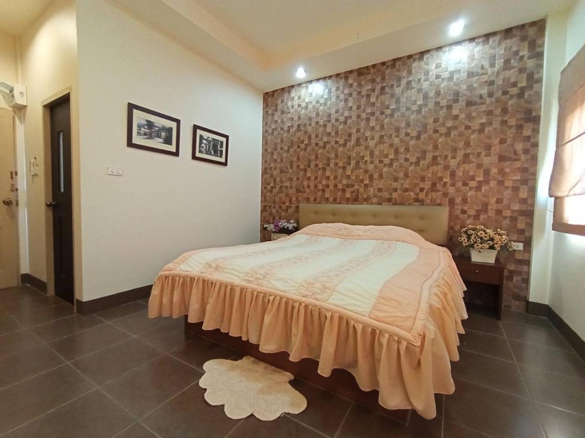 Kireeya Villa Phetcsaburi Kültér fotó