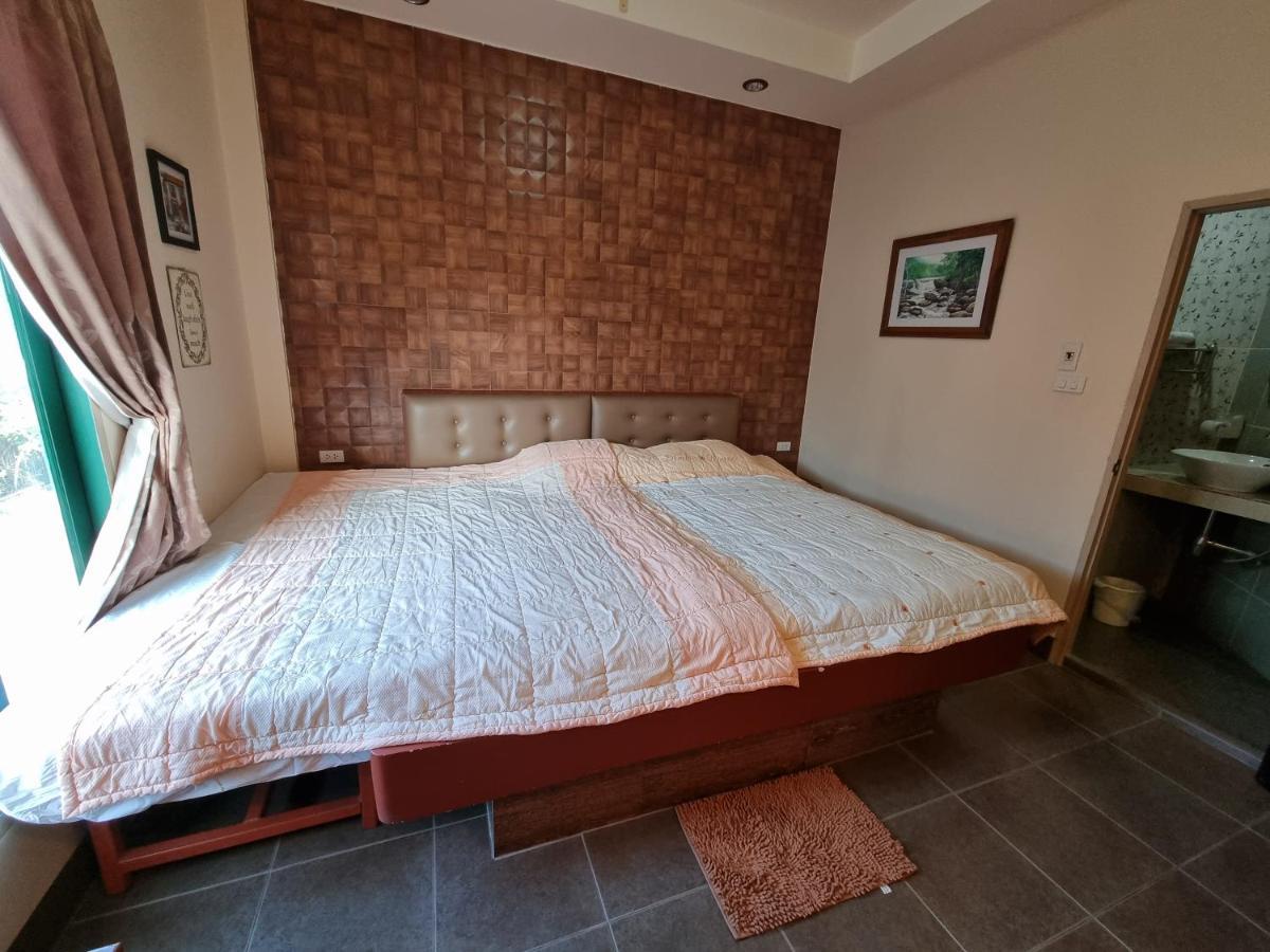Kireeya Villa Phetcsaburi Kültér fotó