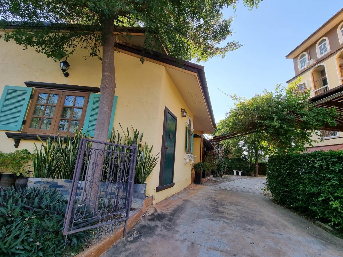 Kireeya Villa Phetcsaburi Kültér fotó