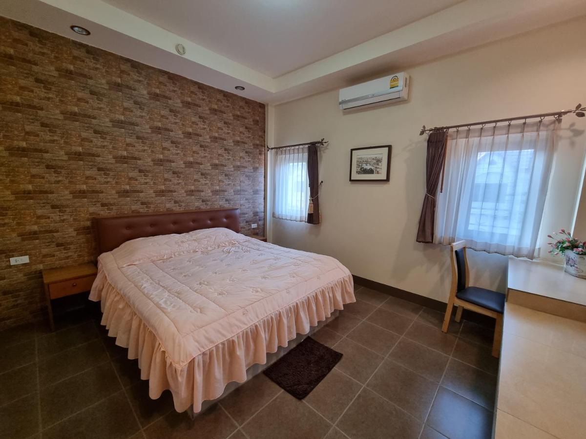 Kireeya Villa Phetcsaburi Kültér fotó