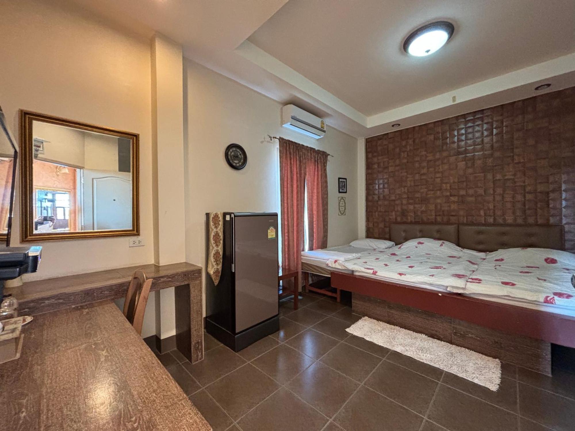 Kireeya Villa Phetcsaburi Kültér fotó